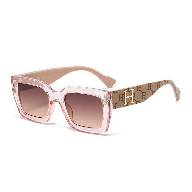 

New and new luxury fashion box sunglasses ladies high sense sunshade sunglasses