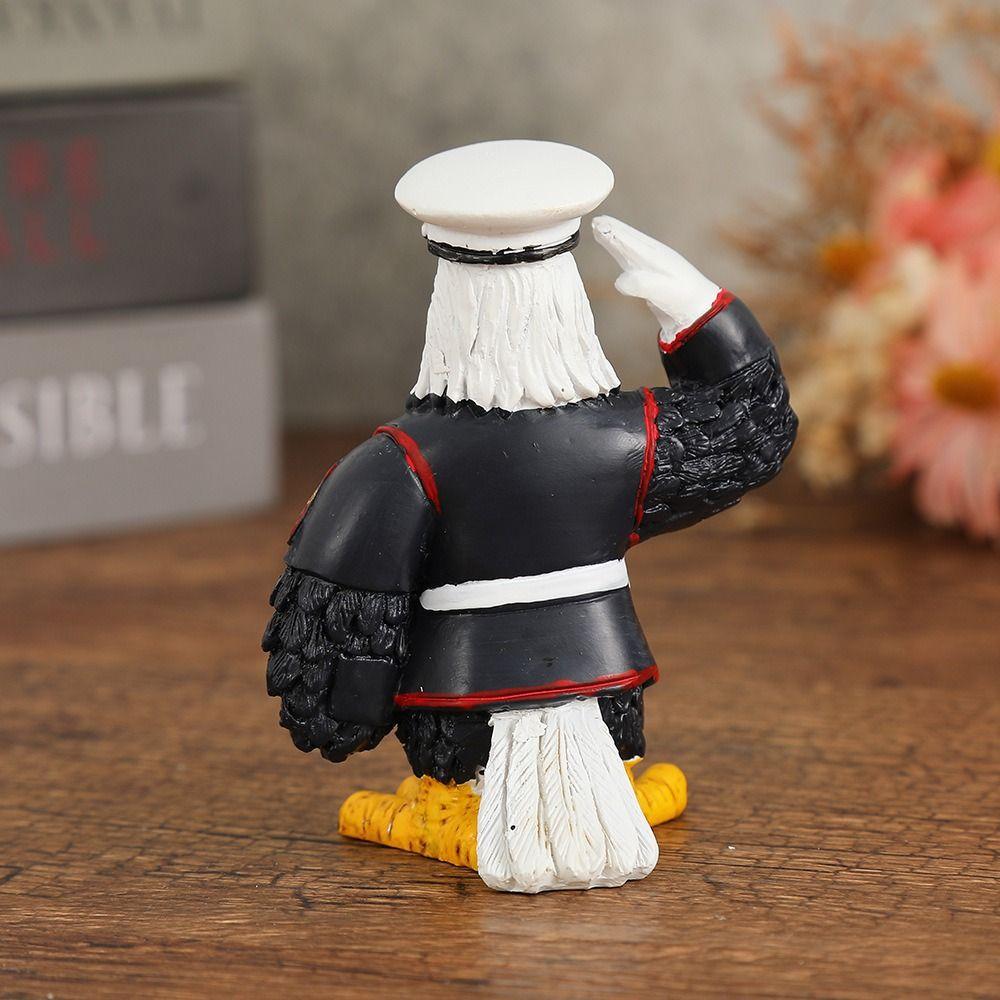 Art Eagle Ornament Cute Animal Sculpture Desktop Ornament Eagle Statue Living Room