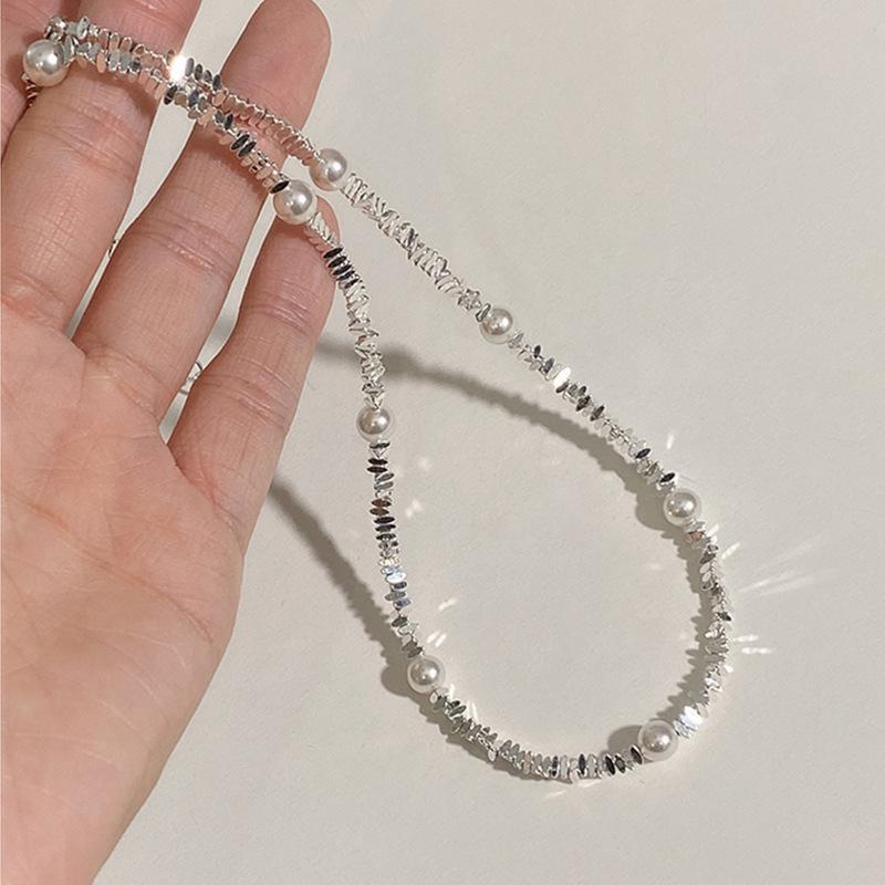 Women's Korean Design Broken Silver Pearl Necklace - Versatile, Simple, Fashionable Choker with Personality