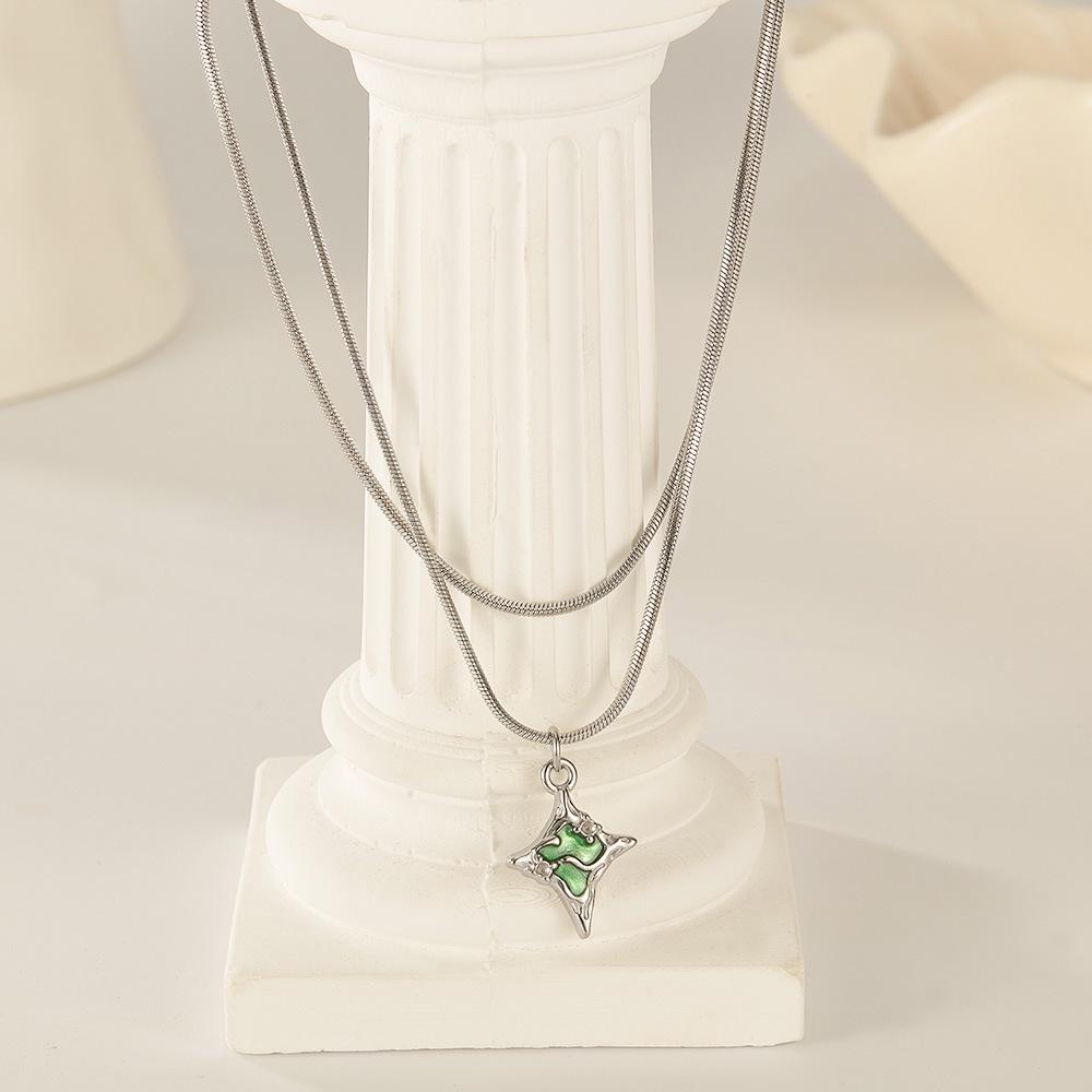 

Korean Fashion Titanium Steel Star Pendant Necklace