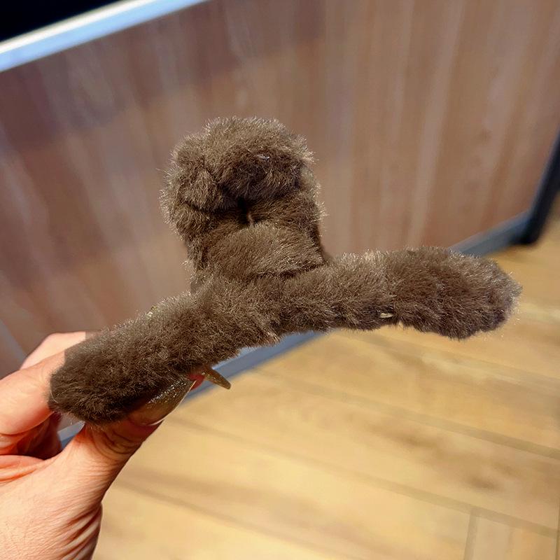 Autumn/Winter Furry Korean Plush Shark Hair Clip - Cute Updo Claw, Cross Clip, One-Word Design