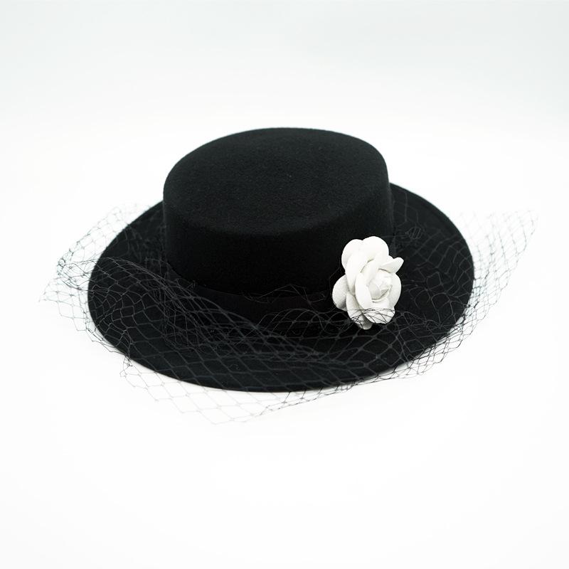 Xiaoxiang Elegant Camellia Black And White Mesh Wool Woolen Flat Top Top Hat Women'S Autumn And Winter French Retro British Felt