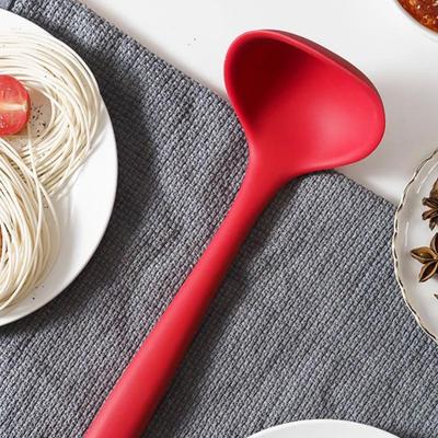 Non-stick Silicone Ladle Soup Spoon Curved Handle Heat Resistant Round Scoop with Hygienic Coating FDA Cook Utensils