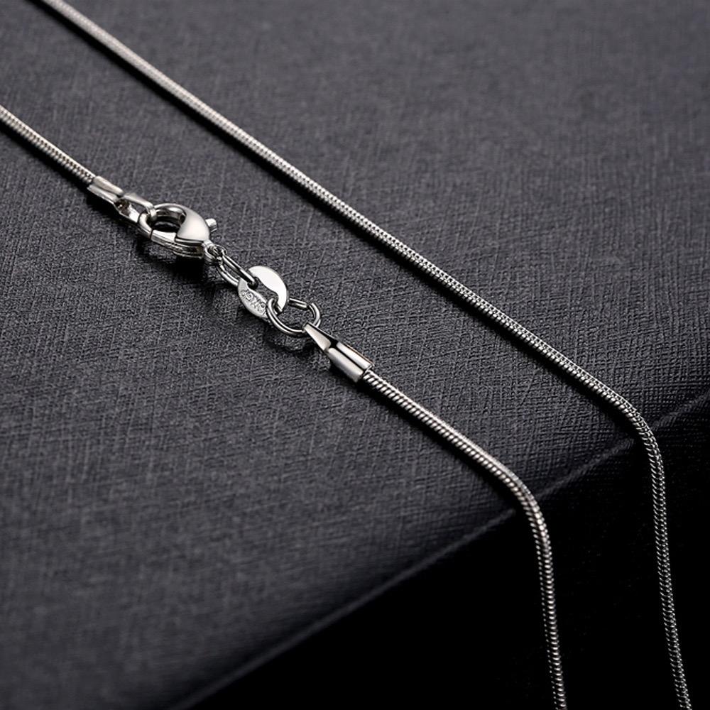 Fashion Classic Clavicle Chain Sterling Silver Jewelry S925 Silver Necklace 1MM Snake Chain with Chain 1MM Snake Bone Chain