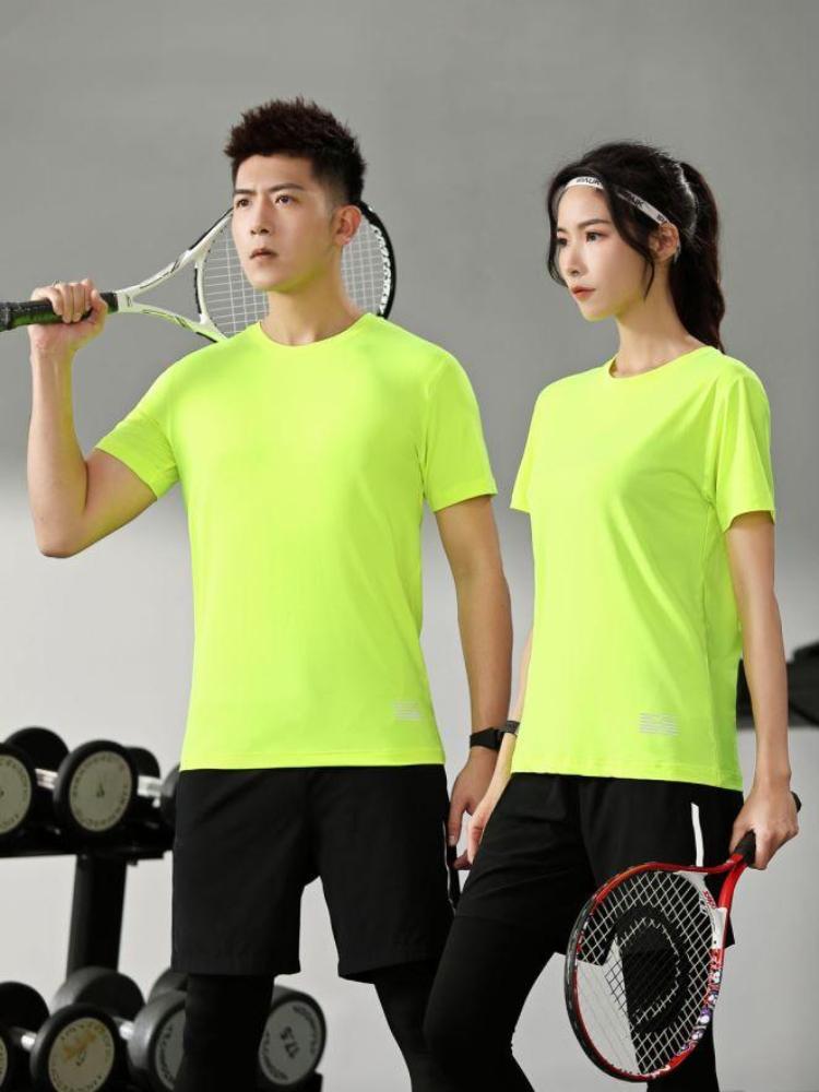Soft Unisex T Shirt Summer Crew Neck Minimalist Tops Solid Color Unisex Lightweight T-shirt for Women and Men YG-2116