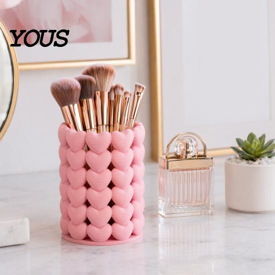 Heart-shaped Pen Holder 3D Printed Hollow Heart Holder, Aesthetic Stand, Girlish Smooth Finish Organizer Makeup Brush Multifunctional Storage