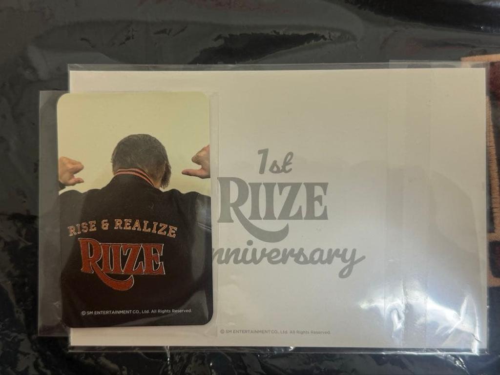 [USED] RIIZE Korea Pop-Up Stadium Jacket Anton Trading Card