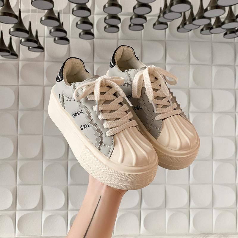 Женские кроссовки — фото 4