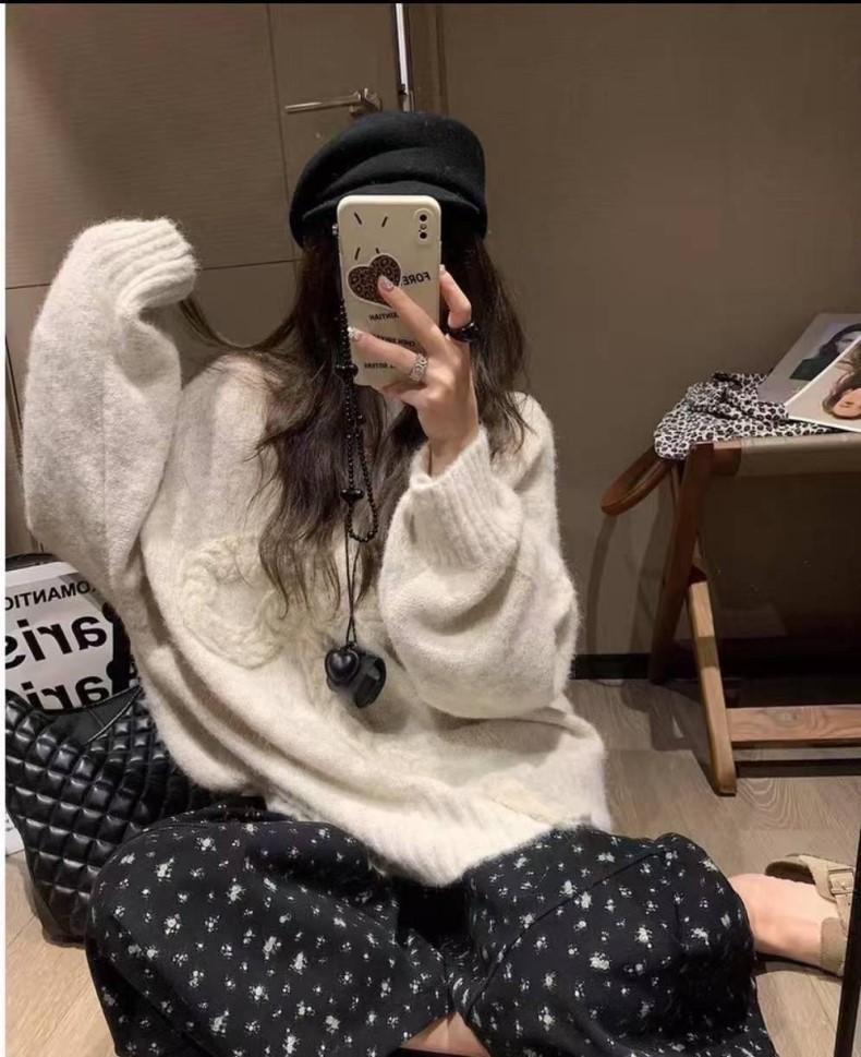 {Camel wool} knitted sweater women s design sense winter new bow-tie crew neck warm sweater A