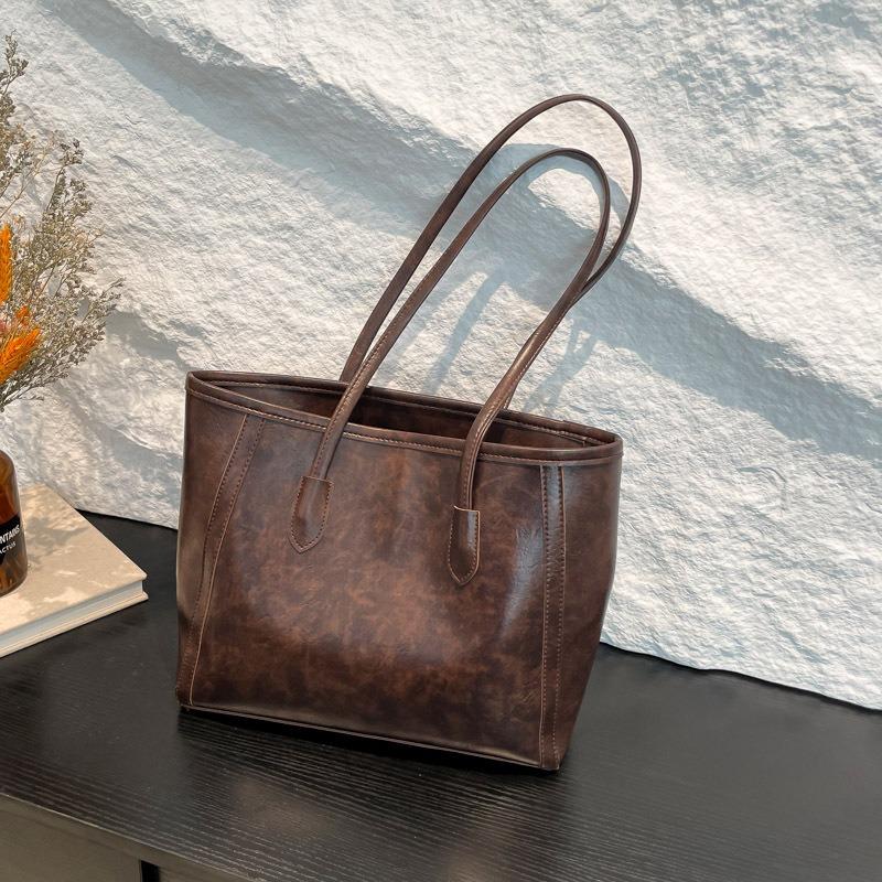 Retro Texture Hand-held Tote Bag for Women, 2025 New Casual Large Capacity Shoulder Bag, Fashionable and Versatile Underarm Bags