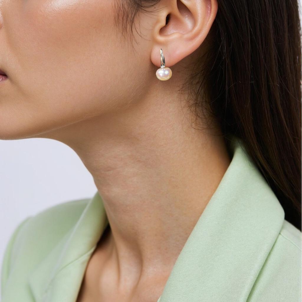 Natural Pearl Stud Earrings S925 Sterling Silver Inlaid Fashion Sense Xiaohongshu