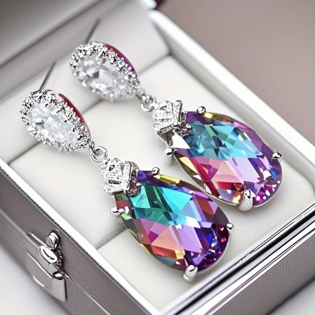 Fashionable, luxurious, and shiny women's hanging earrings - suitable for banquets, weddings, and parties to wear