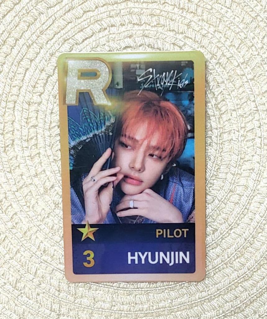 [USED] Straykids Stray Kids Hyunjin Superstar Trading Card