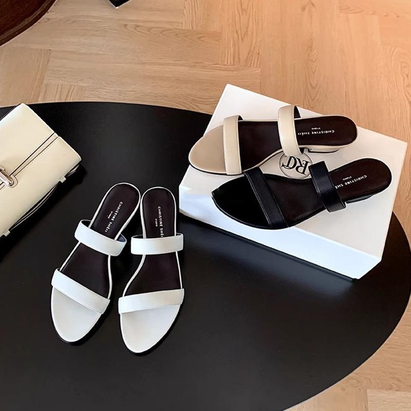 

Old money row~ super soft leather French round head with thick heel slippers women s summer versatile cool slippers 40