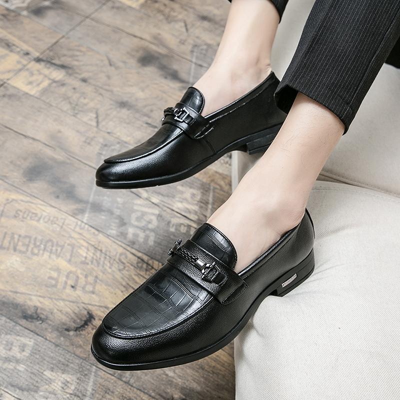 British Men'S Dress Shoes  High Quality Business Brogues Men Shoes Black Formal Leather Wedding Leather Shoes For Men