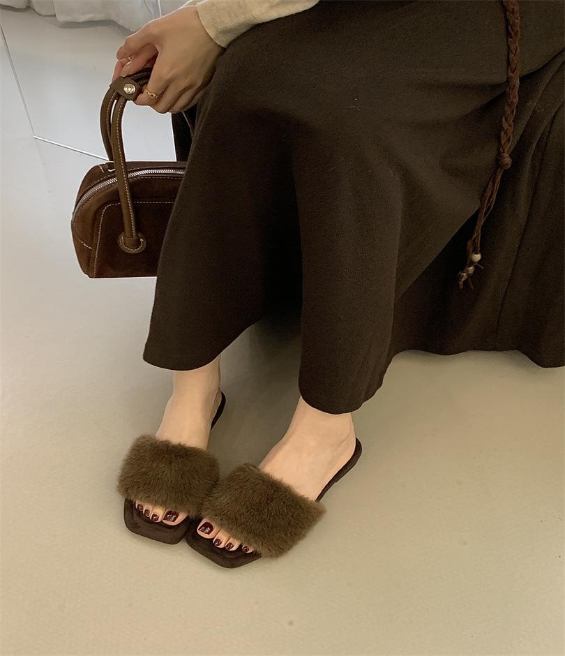 2025 autumn and winter new European and American slope heel French square head open-toed fluffy slippers women's shoes outside wear