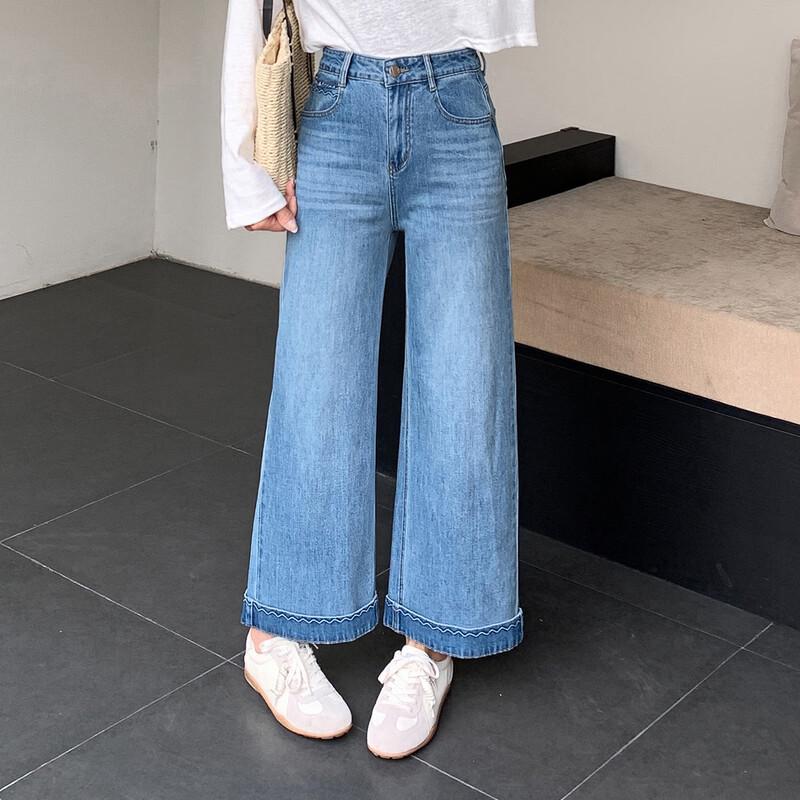 Women s Relaxed Fit Cuffed Denim Jeans L