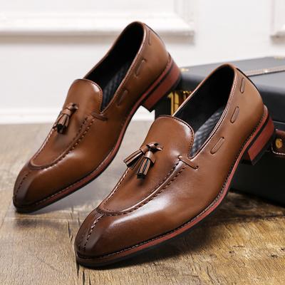 Fashion Large Size Mens Casual Shoes Light Slip On Man Tassels Loafers Designer Leather Moccasins Wedding Party Leather Shoes