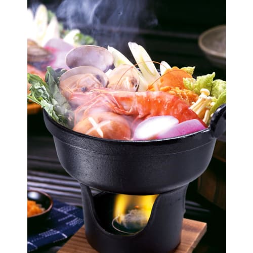 Ishigaki Cast Iron Stove with Base Plate 3982