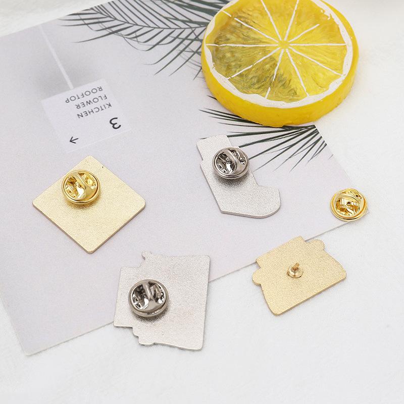 Usb Memory Card Vinyl Record Typewriter Enamel Pin Brooch Cartoon Women Men Denim Jackets Lapel Pins Backpack Badges Kids Fashio