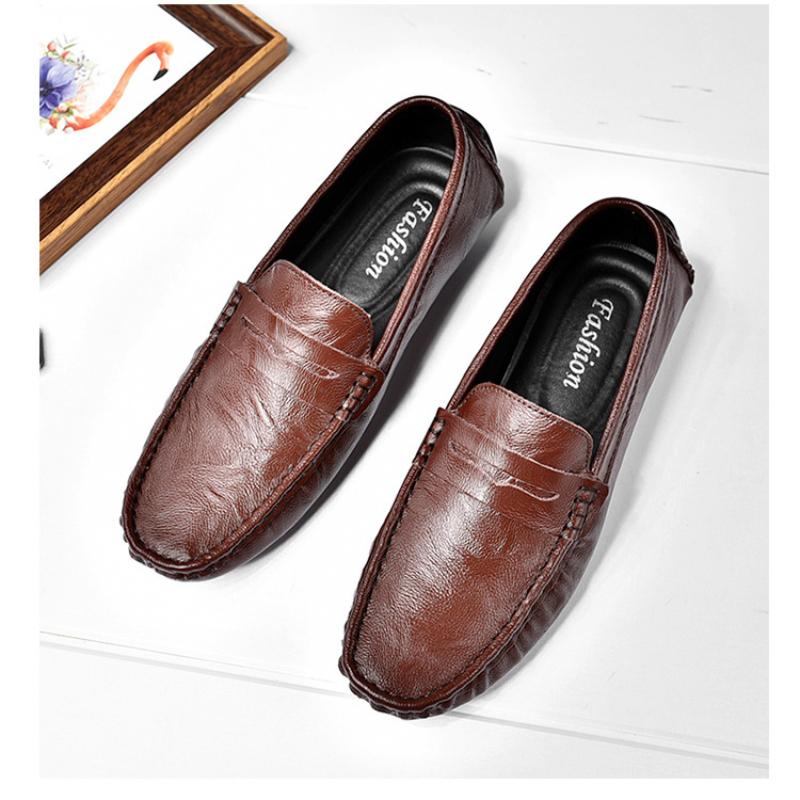 Pánská pravá kůže Boty pro volný čas Měkké mokasíny Pánské ploché módní značky Muži Mokasíny Prodyšné boty pro řidiče