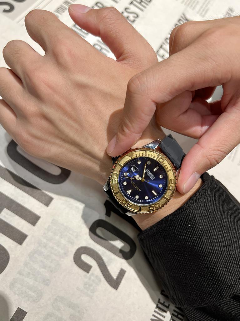 Submarine Type Watch for Man Silicone Band