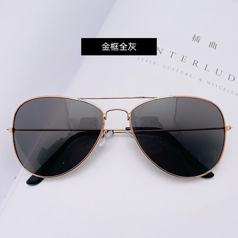 Pilot Aviation Sunglasses Men Retro Classic Silver Metal Frame Shades for Women Men UV Protection