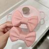 2pcs Silicone Oven Mitts Creative Bow Shape Oven Gloves Heat Resistant Pot Holders For Cooking Mini Oven Gloves Kitchen Tool