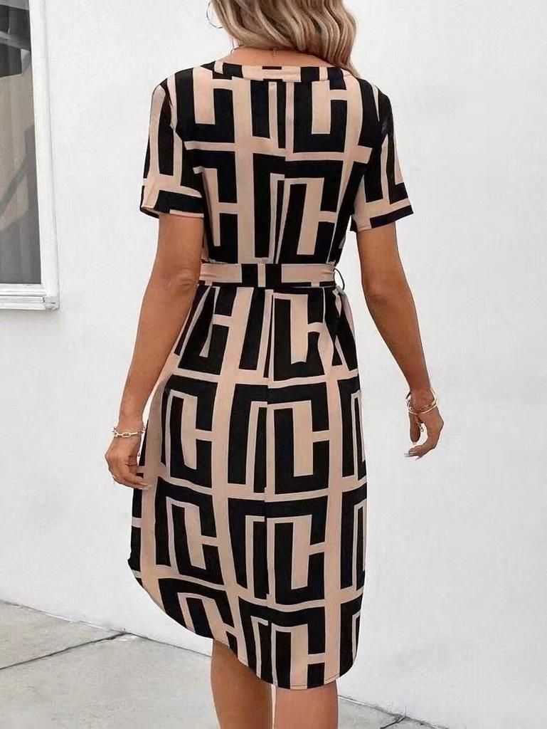 European American Women's V-neck Printed Dress