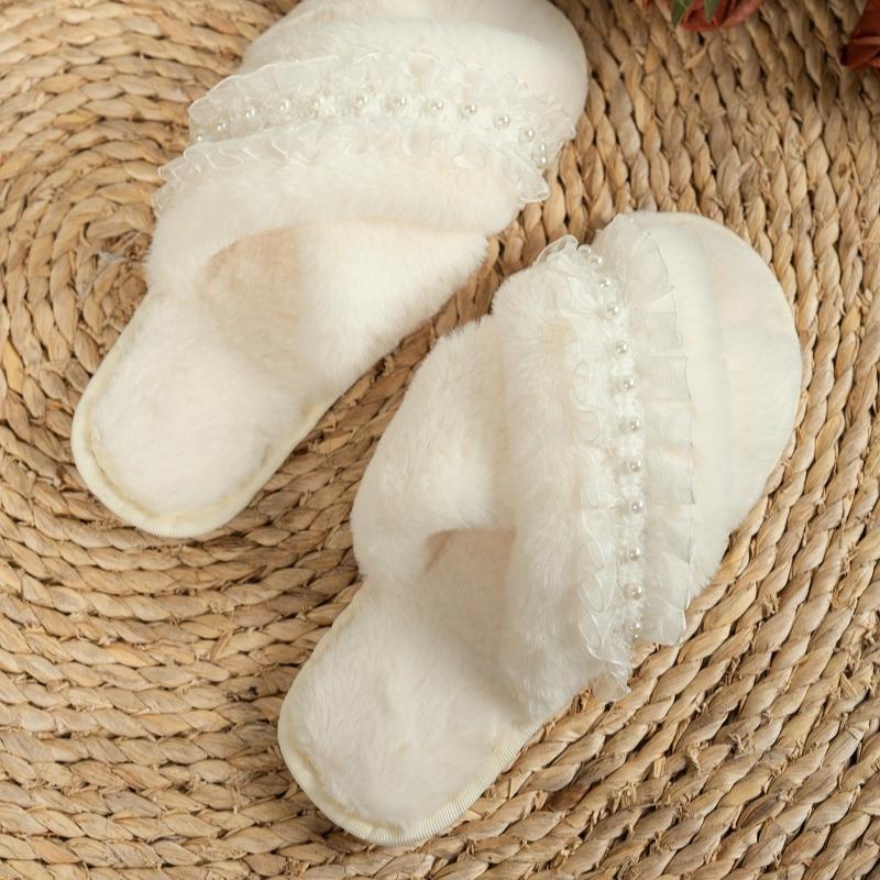 Fashion 2025 NEW Soft and Comfortable Indoor Slippers Women's Shoe Round Toe Short Fur Lined Home Comfort Rubber Sole Anti-Slip Winter