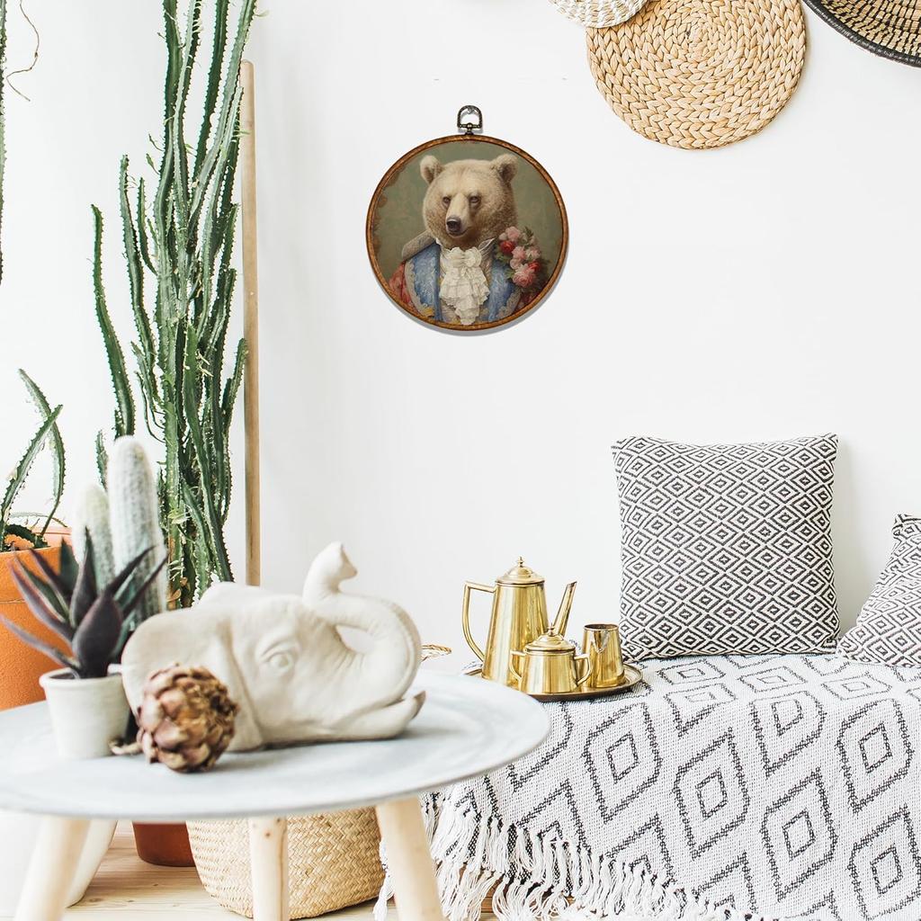 BCUANGD Vintage Animal Round Wall Art Decor - Retro Bear Neutral Wall Art Canvas Frame Artwork Prints, Rustic Moody Country Round Wall Hanging