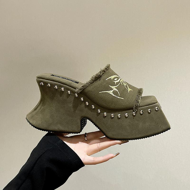 Autumn New Cloth Material Painting Butterfly Style Slippers  Model Catwalk Thick Sole Fashion Women's Shoes