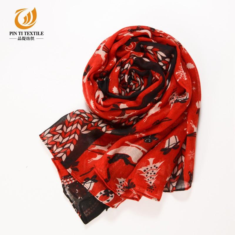 

Christmas red background snowman print Bali yarn scarf sunscreen beach scarf scarf production 180*90cm