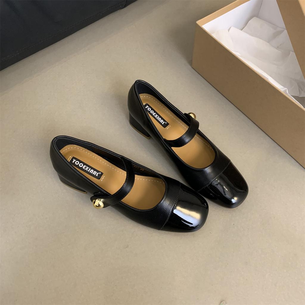 French evening wind light mouth single shoes women's middle heel 2025 autumn Korean version retro gentle temperament fairy thick heel Mary Jane