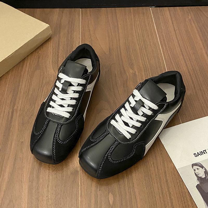 Niche Color Matching Inner Height Increase Moral Training Shoes Women's Shoes 2025 Autumn and Winter New Korean Casual Forrest Gump Shoes Boar