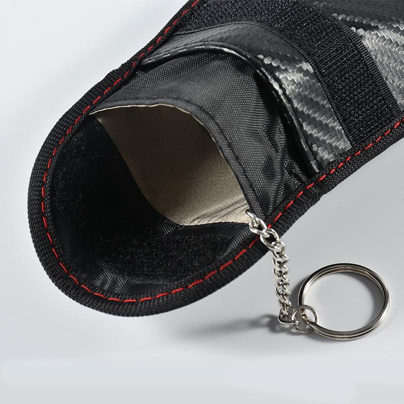 Carbon Fiber Leather RFID Car Key Signals Blocker Case With Key Hook Keyless Car Theft Pouch Faraday Car Key Bag