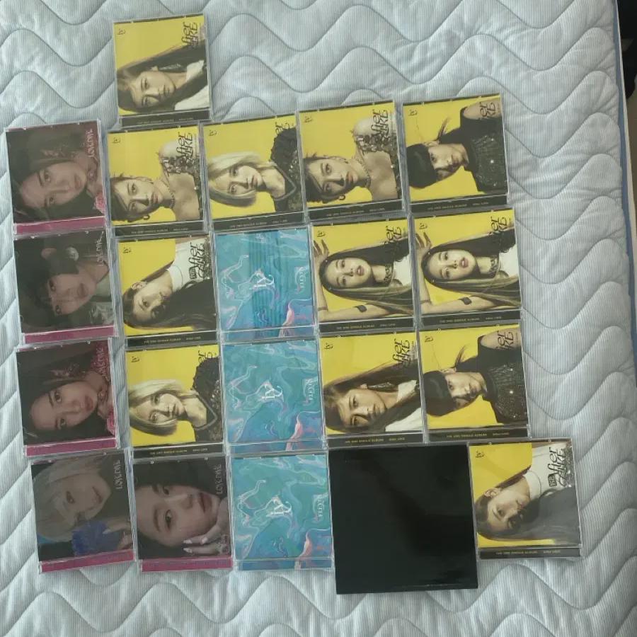 

Источник альбома Ive Jewel