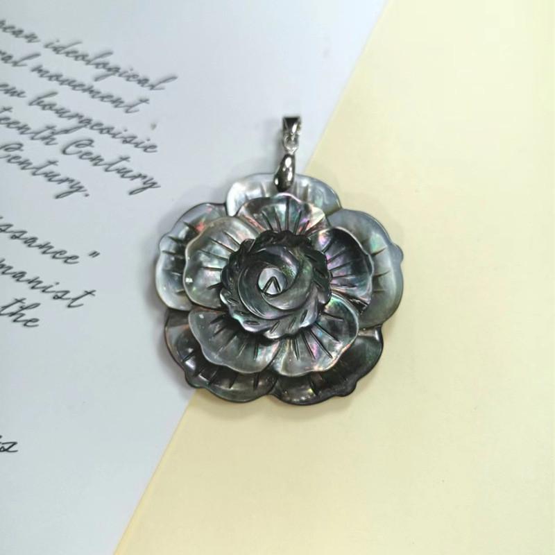 Handmade Black Shell Three Layer Flower Jewelry With Polished Finish For Fashion Enthusiasts