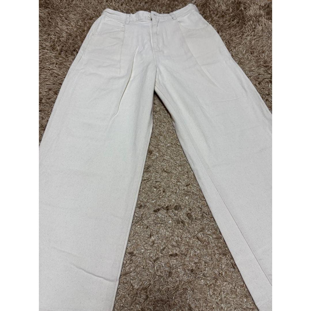 white denim wide pants