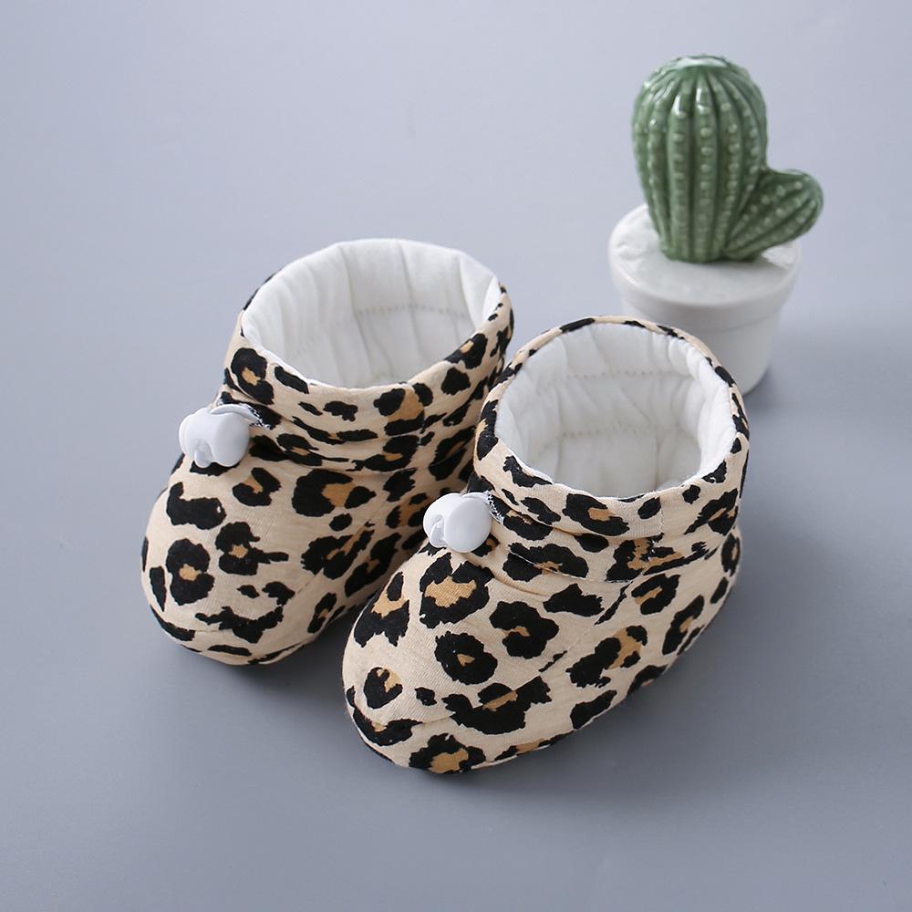 Winter Newborn Fleece-Lined Soft-Soled Baby Shoes & Socks: Warm Cotton for Toddlers, Boys & Girls