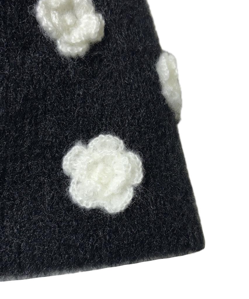 Leondieseu Flower Beanie (Black)