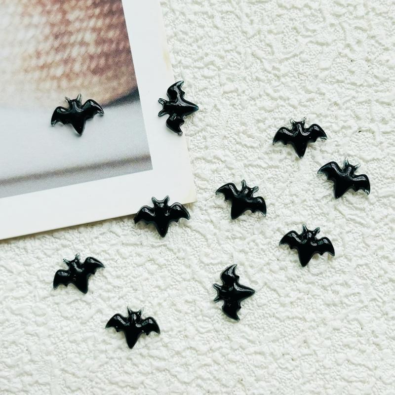 

100 Pcs Latest Cute Small Resin Halloween Bat Flatback Ornament Jewelry Making Manicure Hairwear Accessories A37
