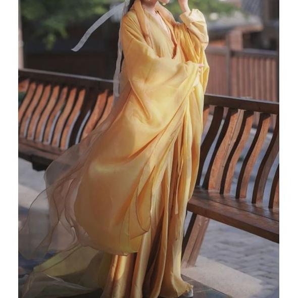 Set de rochii pentru femei în stil Hanfu, în stilul dinastiei Wei și Jin din China