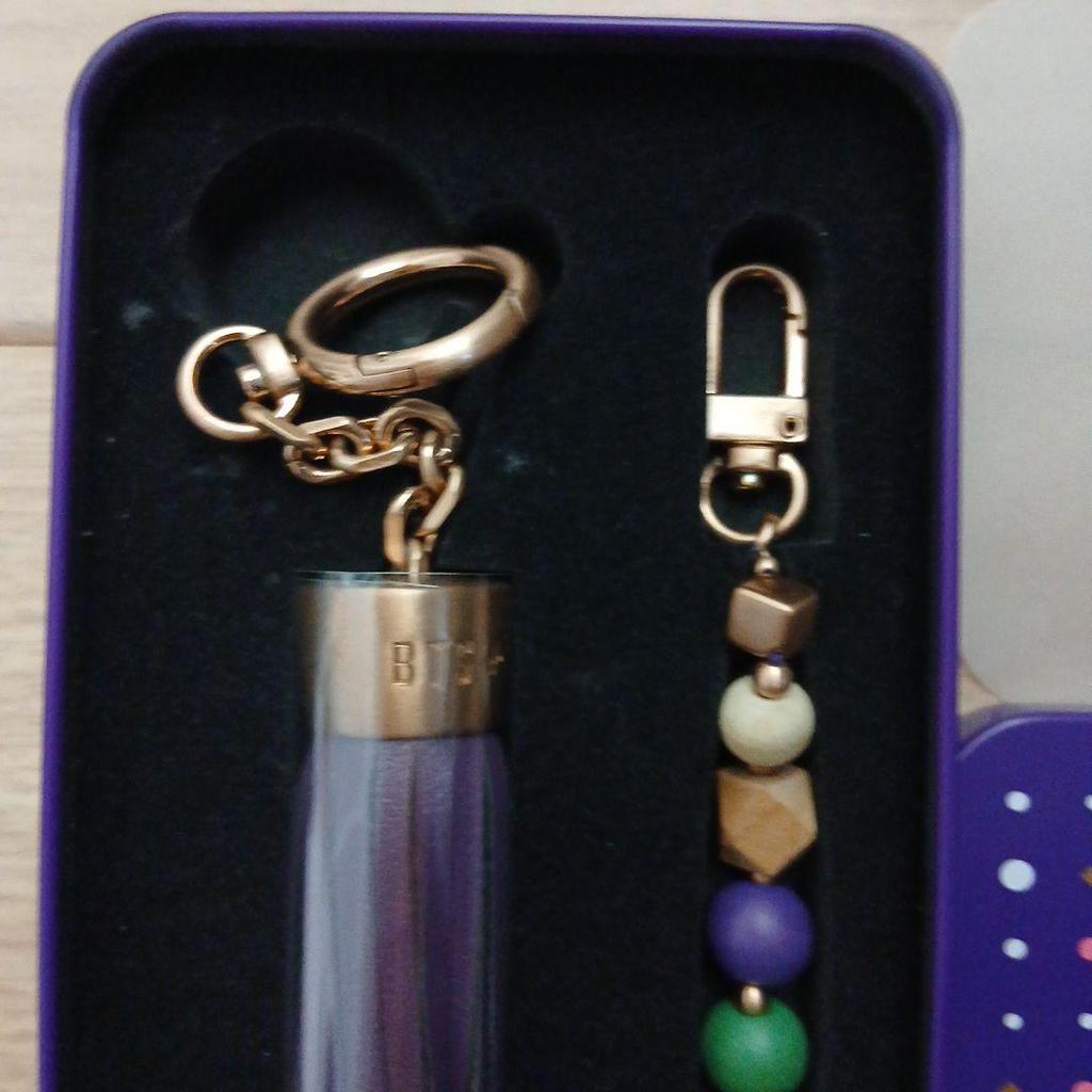 [USED] BTS X Baskin Robbins Collaboration Light Key Ring, Korea