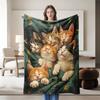1 Piece, Cat-themed Green Flannel Blanket, Soft, Suitable for Sofa, Bed, Office, All-season Use.