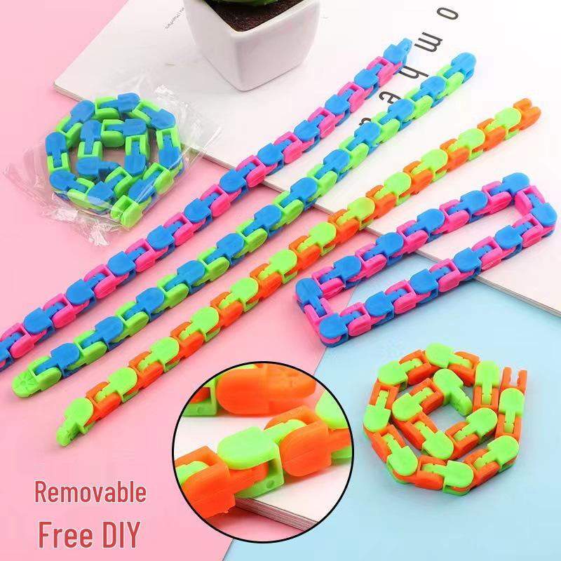 Yiwu Night Market Luminous Toys & Gifts Creative Stall