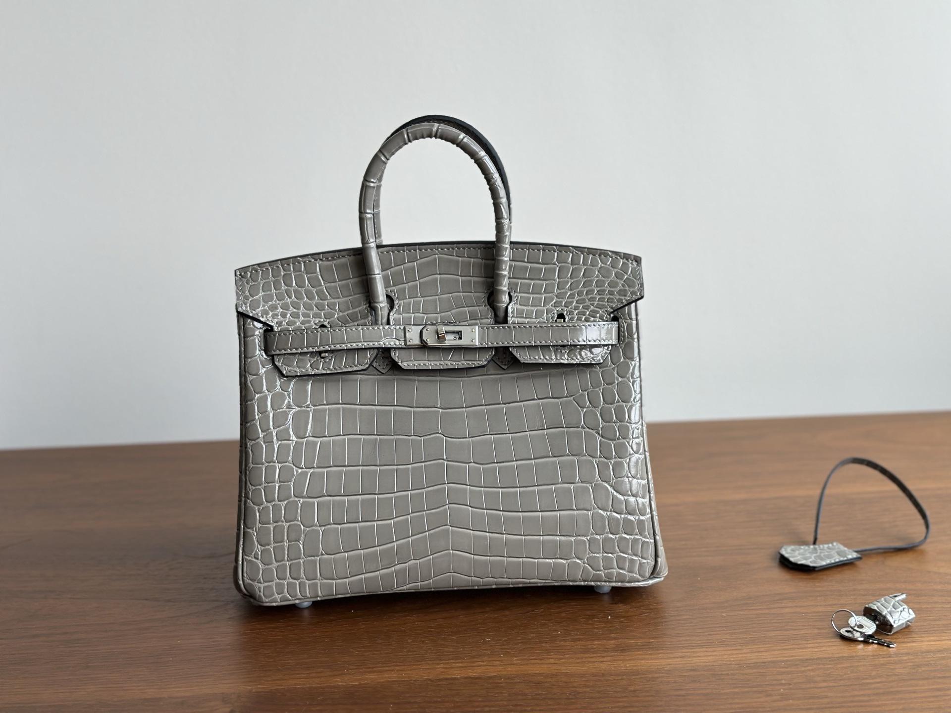 

25см Версия на подкладке Бронзово-желтая Рыболовная нить Сотни стилей Классическая Высококлассная Женская Сумка 25cm