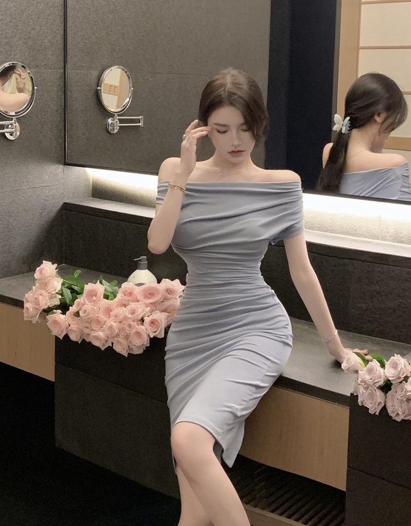 French Retro Pure Desire Sexy One-word Neck Dress Women's Summer Spice Girl Design Feeling Pleated Tight Hip Skirt