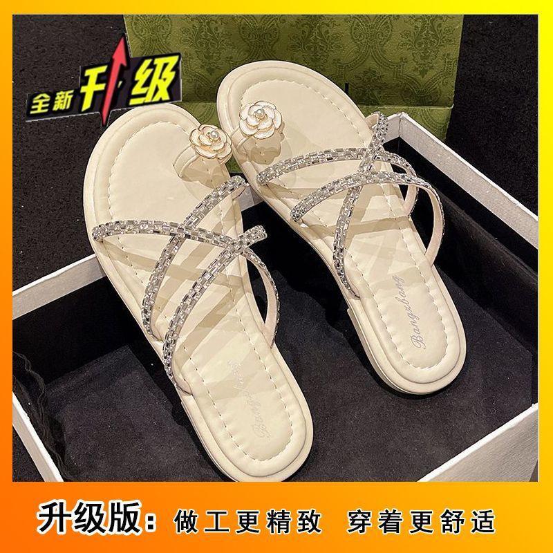 

Пляжные нескользящие классные тапочки, тапочки с плоским носком, новинка 2024 года, модные шлепанцы со стразами, женская летняя одежда 35