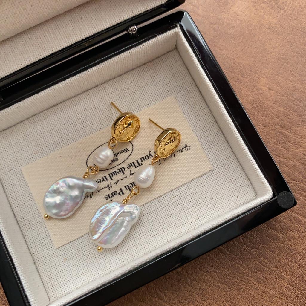 Special-shaped Baroque Pearl Earrings, Earrings, Light Luxury, High-end Sense, Niche Temperament, Retro Exquisite and Versatile Daily Earrings.